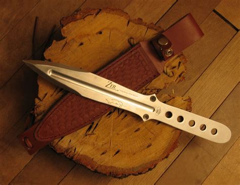 Review Of The Ziel Throwing Knives Designed By John Bailey