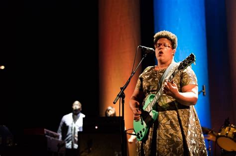 Southern roots rockers alabama shakes squeezed into mojo record bar for a live version of their track 'this feeling' for double j. Alabama Shakes - HCCA