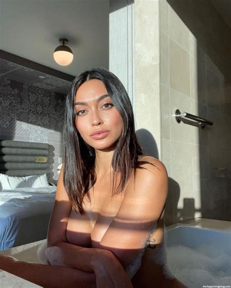 Ambra Gutierrez Shows Off Her Wet Naked Body Photos Video