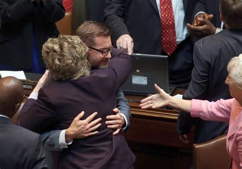 Photos Senate Passes Same Sex Marriage Bill Minnesota Public Radio News
