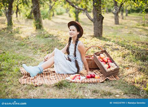 Girl With Apple In The Apple Orchard Stock Image Image Of Leaf