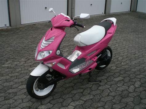 Alle diese batterie und akkuladegeräte für scooter, motorräder oder autos finden sie in unserem sortiment. Peugeot Speedfight 2