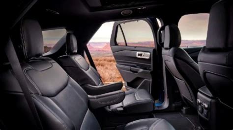Imagine yourself in a 2021 ford® explorer. 2021 Ford Explorer Hybrid Offers 500 Miles of Driving Range - Ford Tips