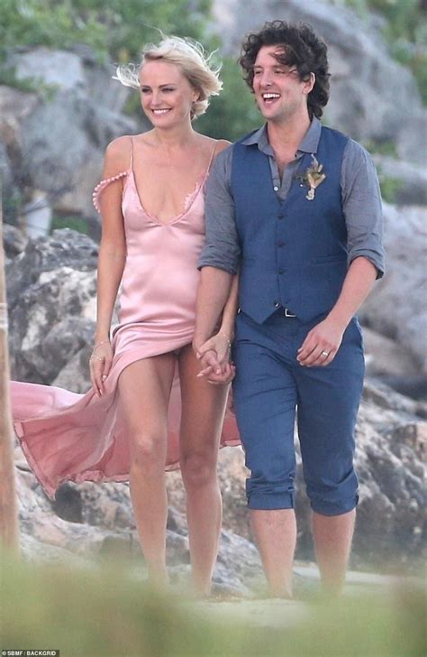 Malin Akerman Picture Exclusive Actress Marries Brit Jack Donnelly Malin Kerman Pink Slip