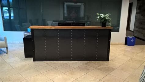 Industrial Metal And Wood Reception Desk Etsy In 2021 Wood Reception