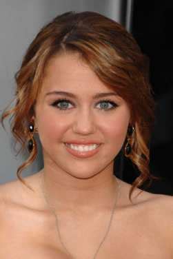 Miley Cyrus Fakes S Blog