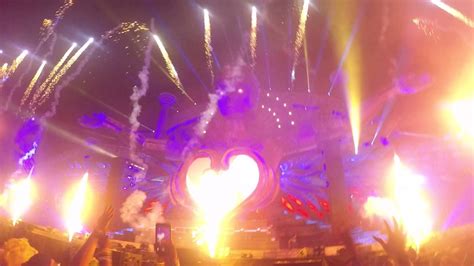 Kygo Kids In Love Edc Las Vegas 2017 Witnessing A Beautiful