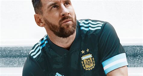 Ver más ideas sobre camisetas de arquero, arquero, guantes camisetas de arquero arqueros portero guantes monstruos equipos de fútbol clásico deportes de época. Camiseta alternativa adidas de Argentina 2020-21 - Todo ...