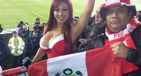 Daysi Araujo Felicita A La Selección De Perú