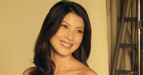Her birth sign is cancer and her life path number is 6. SINGPOST~ QUEST FOR AMUSEMENT: Jeanette Aw