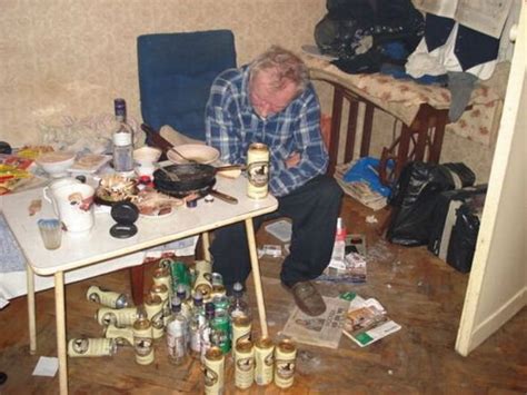 The Life Of Russian Alcoholics 20 Pics