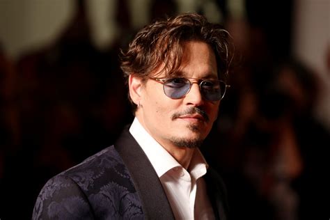 Johnny Depp Hd American Actor Sunglasses Hd Wallpaper Rare Gallery