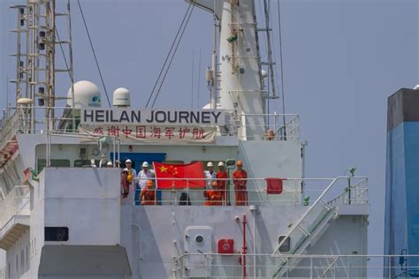 Chinese Naval Taskforce Escorts Merchant Ships In A Row China Military