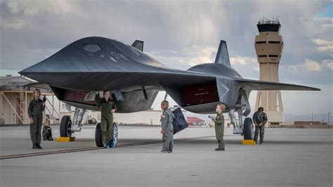 Top Gun Mavericks Mach 10 Jet Darkstar Gibt Airshow Debüt Flug Revue