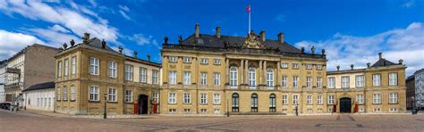 Schloss Amalienborg In Kopenhagen Im Bezirk Frederiksstad