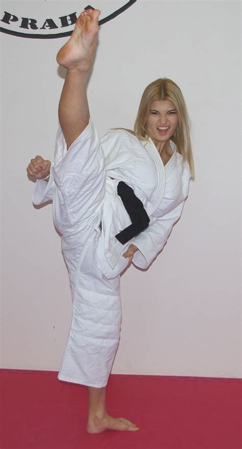 pinterest women karate karate girl mma women