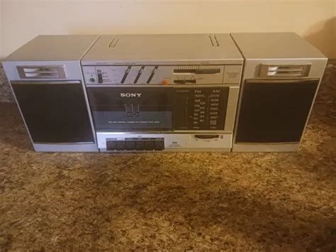 VINTAGE SONY CFS 3000 Boom Box AM FM Radio Cassette Tape Ghetto Blaster