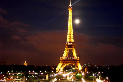 Eiffel Tower Paris Photo 215498 Fanpop