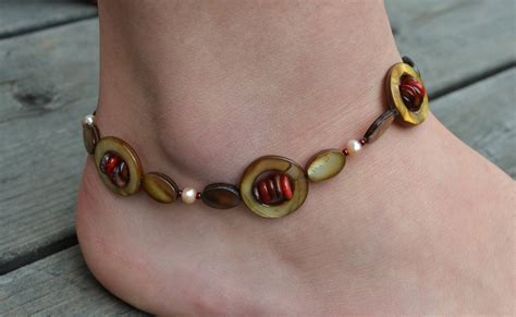 seashell anklet with freshwater pearls