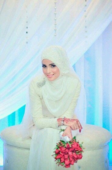 Épinglé par alyssa nahil sur wedding ♡ mariée marocaine mariées musulmanes robe de mariee