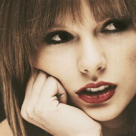 Taylor Swift Closeup Taylor Swift Pictures Club Photo 36596543 Fanpop
