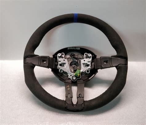 The bmw z4 comes with everything a real roadster stands for. BMW Steering Wheel Z4 E85 E86 Alcantara Custom 6758158 - Evolution GT