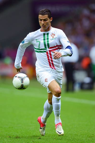 Instead of sitting and watching her father, s. C. Ronaldo (Portugal) - Cristiano Ronaldo Photo (31235195 ...