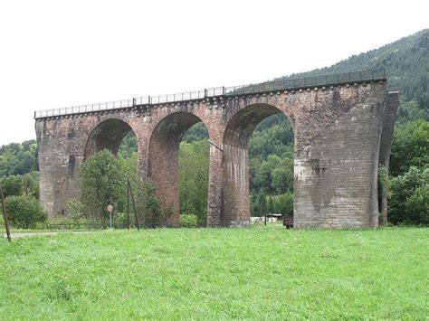 Vários ciclistas do grupo caiçaras na trilha mtb se reuniram para subir a estrada até o km 17 onde está localizado um pontilhão abandonado desde a década de. 10 Haunting Abandoned Bridges and Viaducts to Nowhere ...