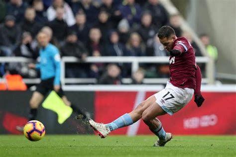 Football Hernandez Double Helps West Ham To 3 0 Win At Newcastle The Straits Times