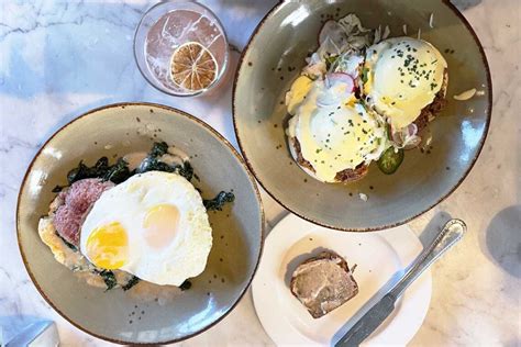 The Best Chicago Brunch Restaurants From A Local Very Obsessed
