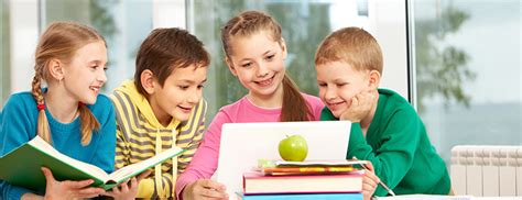 Blended learning ini tidak berarti menggantikan model belajar konvensional di dalam kelas, tetapi memperkuat model belajar tersebut melalui pengembangan teknologi pendidikan. Mengenal Dan Menerapkan Metode Blended Learning di Sekolah ...