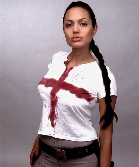 Tomb Raider Photoshoot Angelina Jolie As Lara Croft Female Ass Kickers Foto Fanpop