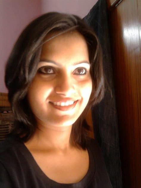 Indian Girls Photo Indian Cute And Beautiful Gils Facebook Selfiealbum 7