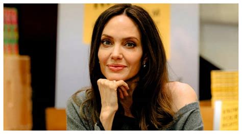 Angelina Jolie Net Worth Biography Age Career Movies Family Husband CEO Review Magazine