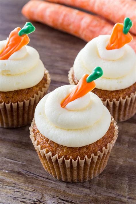 Best Carrot Cake Cupcakes With Cream Cheese Frosting How To Make