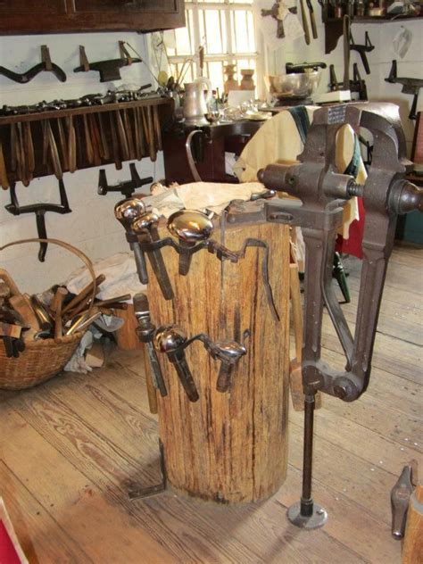 What tools was in a black smith shop? 0e469d59d447eef971102d89c02f2087.jpg 720×960 pixels ...