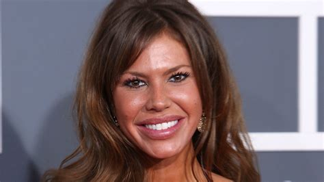 what you didn t know about nikki cox s plastic surgery