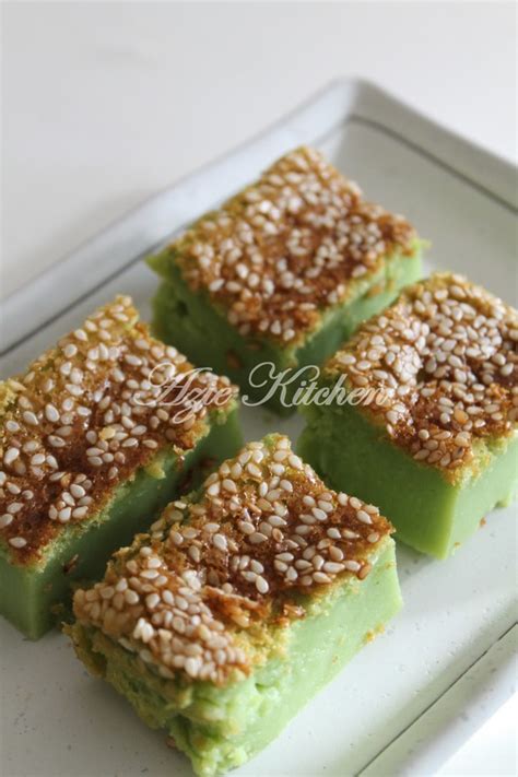 Jom kita layan resepi dulu. Kuih Bakar Pandan Lagi - Azie Kitchen