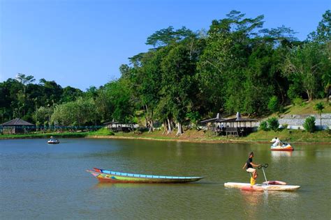 Pemandangan Alam Kalimantan