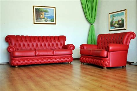 Ad angolo, con chaise longue, a 2, 3, 4 posti o più, classici o di design, neri, bianchi, lisci o trapuntati. VAMA Divani Blog: Il divano classico modello Doge: che ...