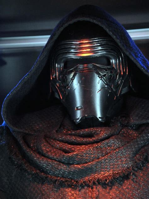 Star Wars Episode 7 Who Is Kylo Ren Played By Adam Driver In The