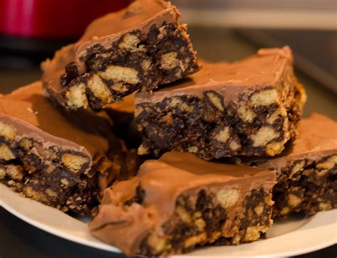 Polygarble Creations: Chocolate Tiffin Recipe (no bake)