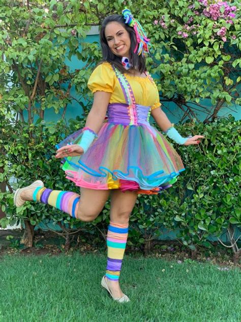 Adulto Fantasiado De Criança