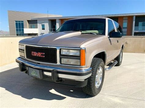 1993 Gmc Yukon 2 Door 4x4 Low Miles Rare And Stunning Truck