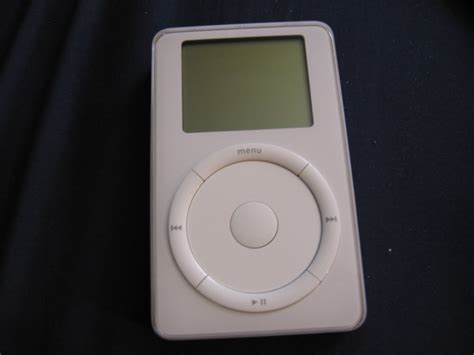 Ipod Gen 2 Free Photo Download Freeimages
