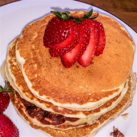 Pancake Stack With Strawberries On The Go Bites