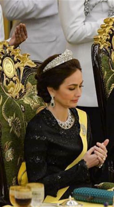Foto arkib nstp/instagram norashikin abdul rahman. WARISAN RAJA & PERMAISURI MELAYU: Penampilan Raja ...