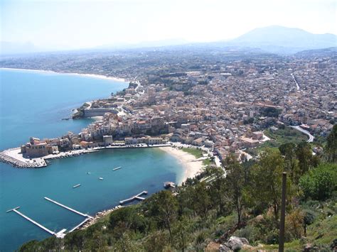 City On The Coast Of The Island Of Sicily Italy Wallpapers And Images