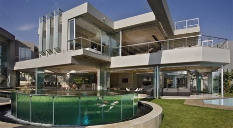 Glass House A 27000 Square Foot Modern Mega Mansion In Johannesburg
