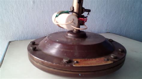 Ceiling fan connection kis tarike se kar sakte hain.aur uski teen lead bahar kaise nikalte hain.to. ceiling fan connection or single capacitor connection ...